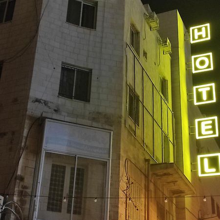 Orient Hotel Nablus Eksteriør billede