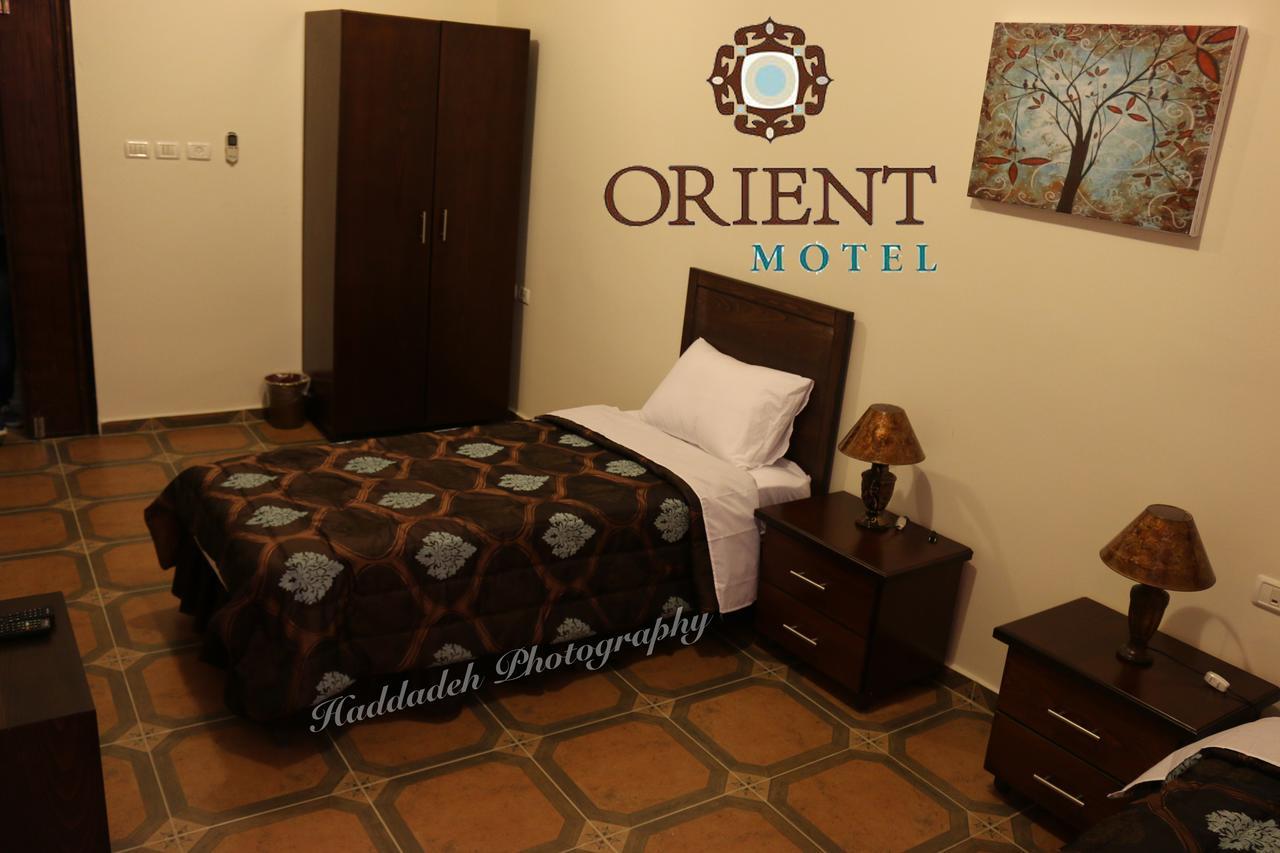Orient Hotel Nablus Eksteriør billede