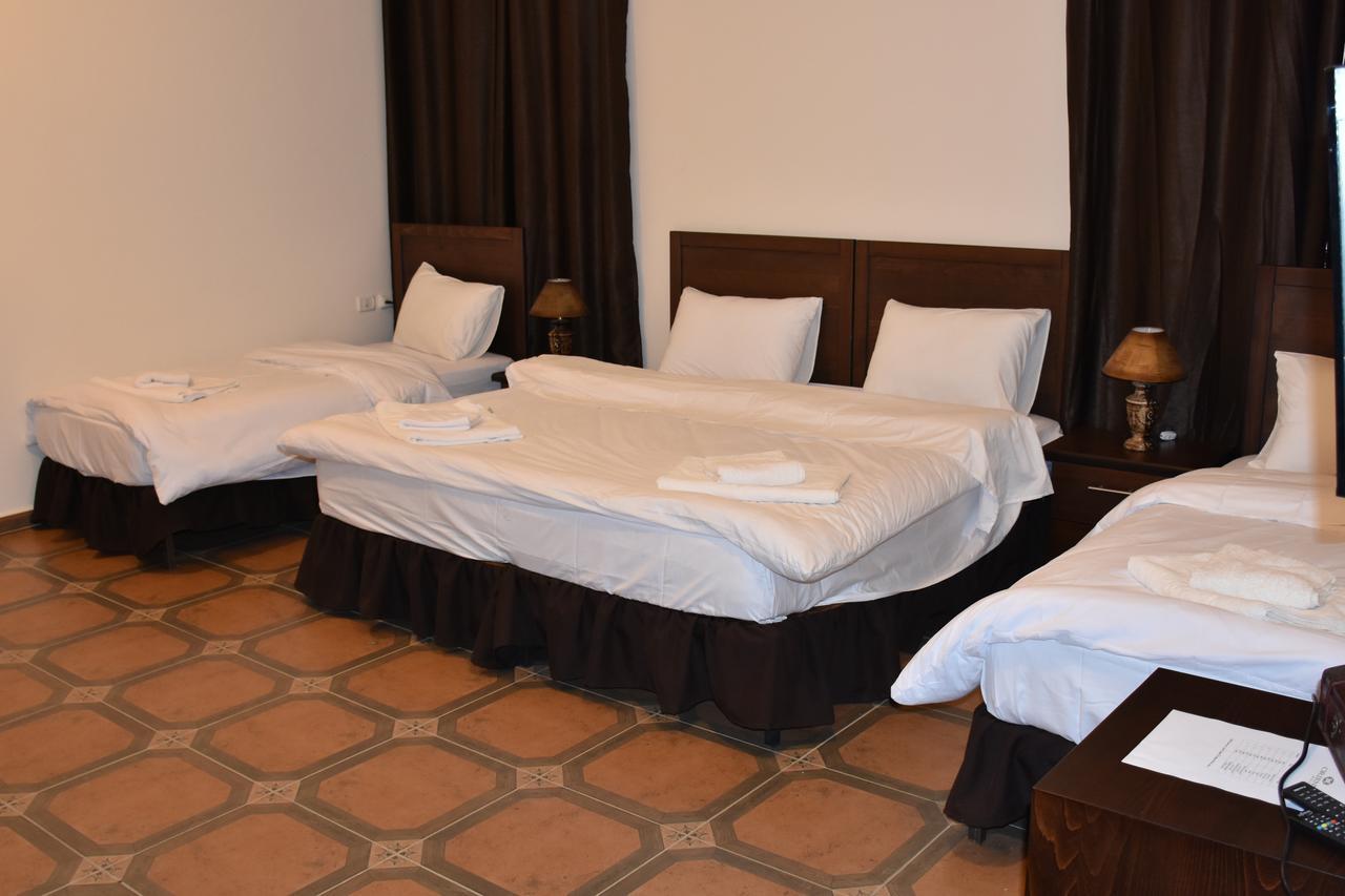Orient Hotel Nablus Eksteriør billede